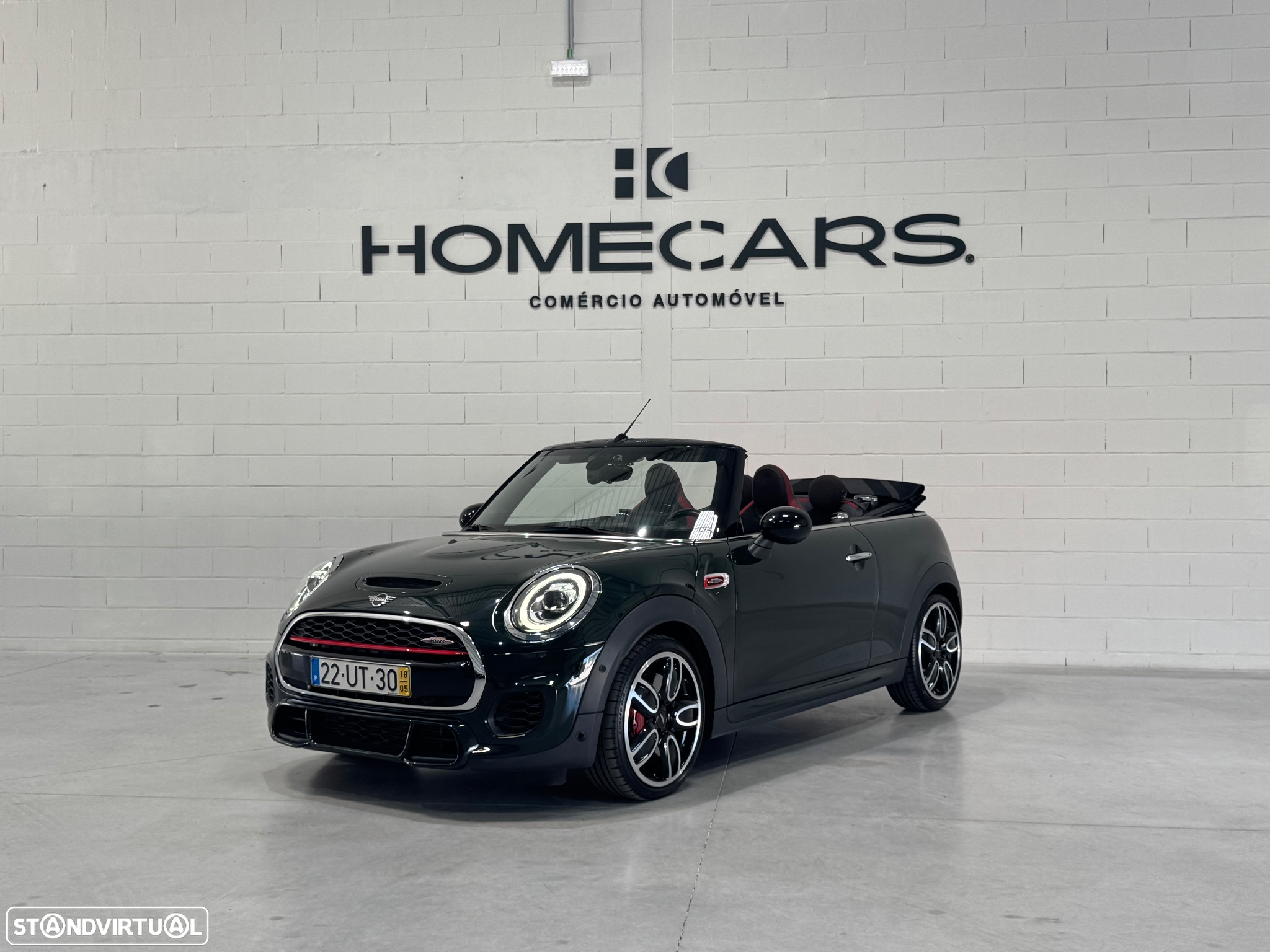 MINI Cabrio John Cooper Works - 2