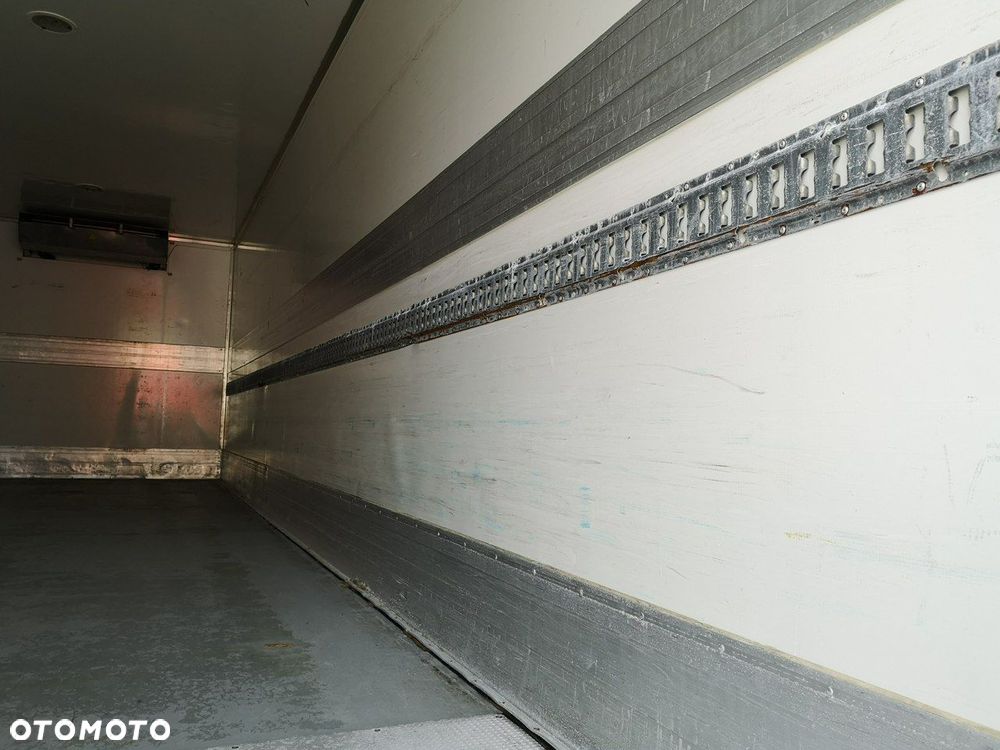 DAF CF 370 Chłodnia 3 Osiowa Winda Manual Niski Przebieg! - 12