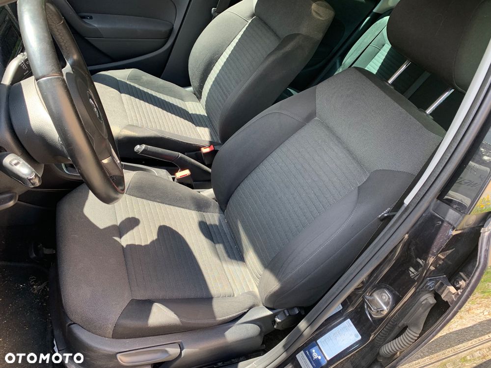 Volkswagen Polo 1.2 TSI BMT Comfortline - 28