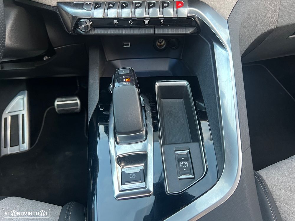 Peugeot 3008 225 e-EAT8 GT Pack - 14