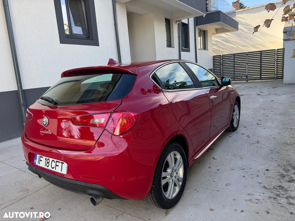 Alfa Romeo Giulietta 1.6 Mjet Distinctive - 4