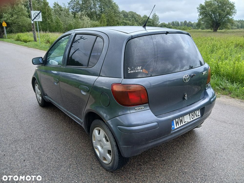 Toyota Yaris - 2