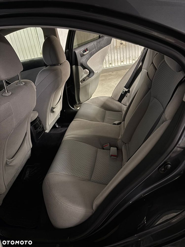 Lexus IS 220 D Prestige - 6