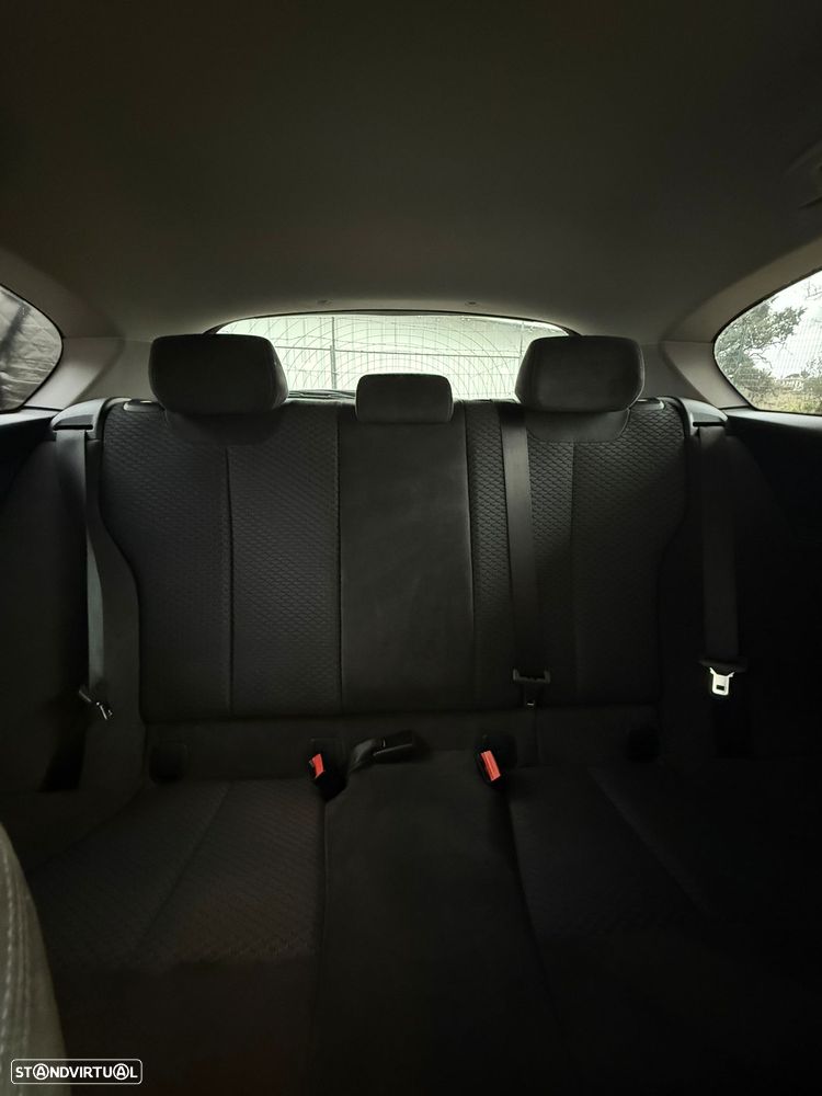 BMW 116 i Sport Line - 29