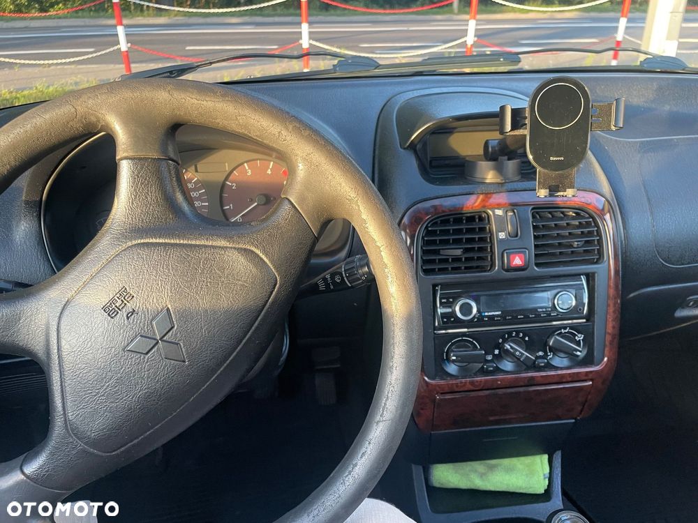 Mitsubishi Carisma 1.9 DID MP Comfort - 23