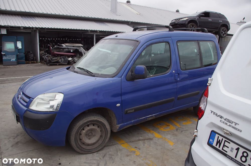 Auto na części - Citroen Berlingo I Lift 1.9 D 69 KM DW8 BE4R KPV 2003R Silnik Skrzynia Klapa Maska Błotnik Drzwi Szyba Lusterko Deska Kokpit Sterownik Moduł Licznik - 3