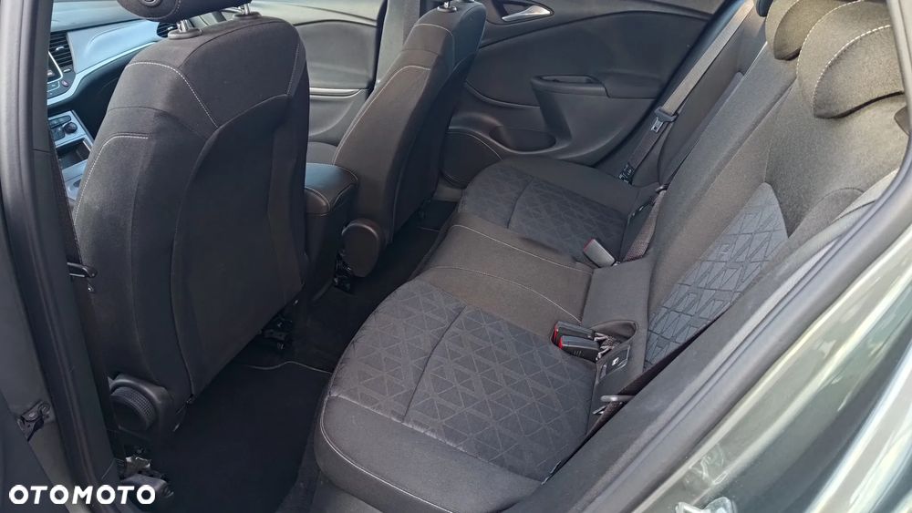 Opel Astra 1.4 Turbo Start/Stop 120 Jahre - 11