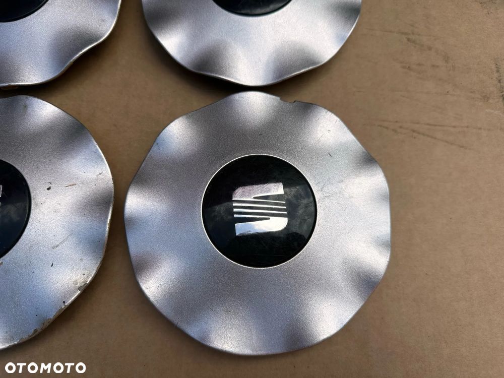 Dekielki emblematy Seat Toledo Leon / 1L0 601 149 C / Komplet - 5