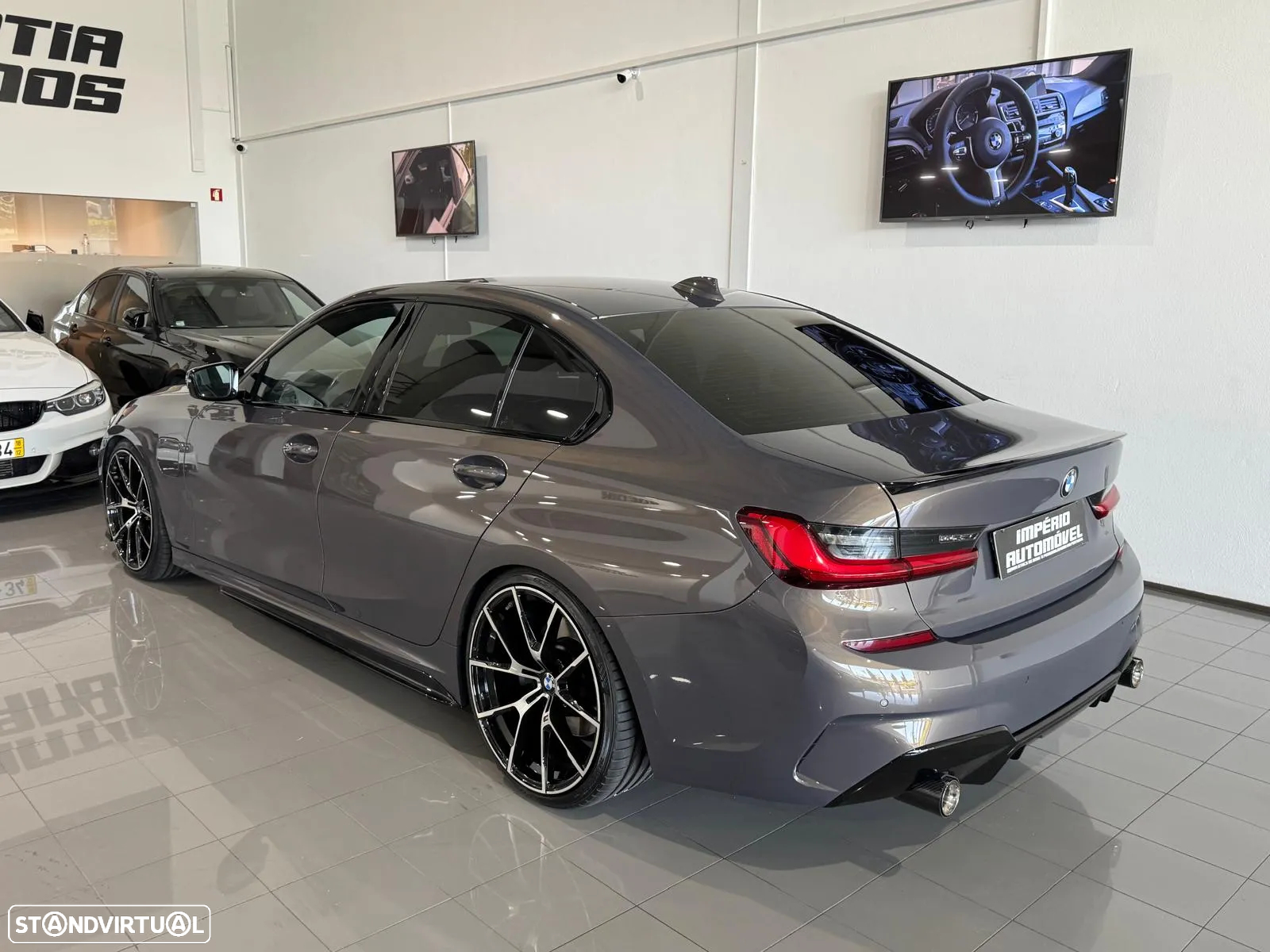 BMW 330 e Auto - 11