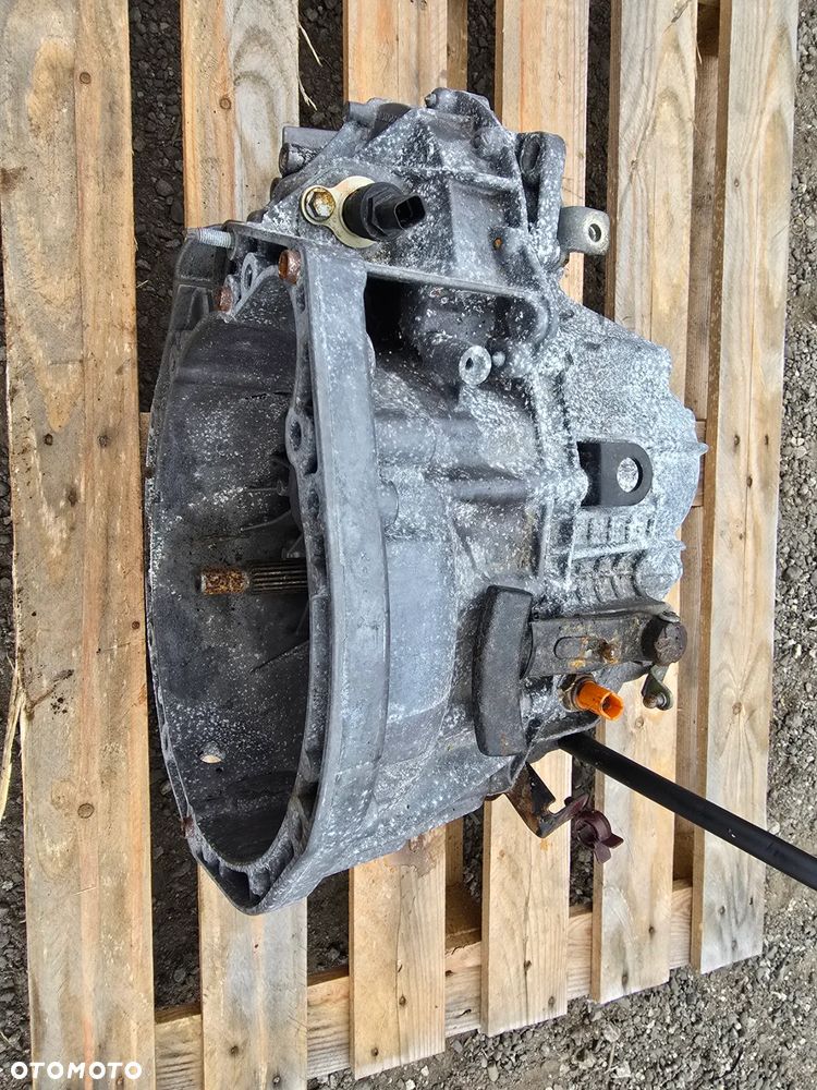 SKRZYNIA BIEÓW RENAULT LAGUNA 1.9DCI OE 8200064493 - 3