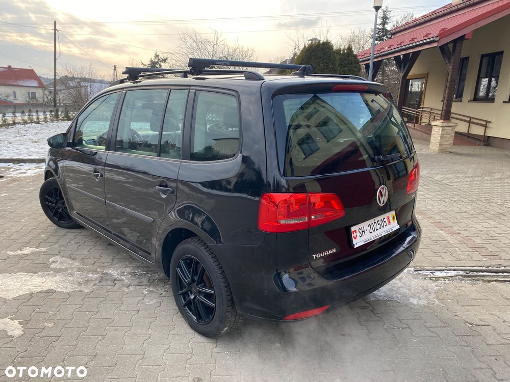 Volkswagen Touran 1.2 TSI STYLE - 2