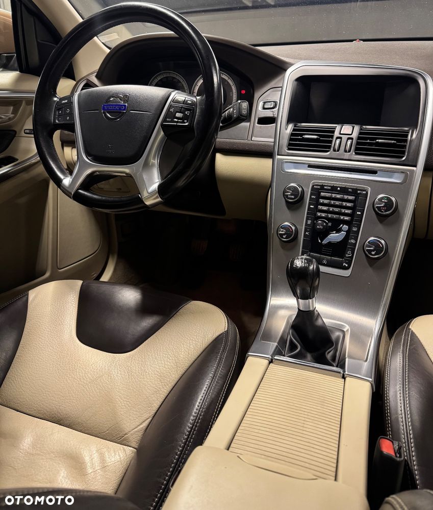 Volvo XC 60 - 7