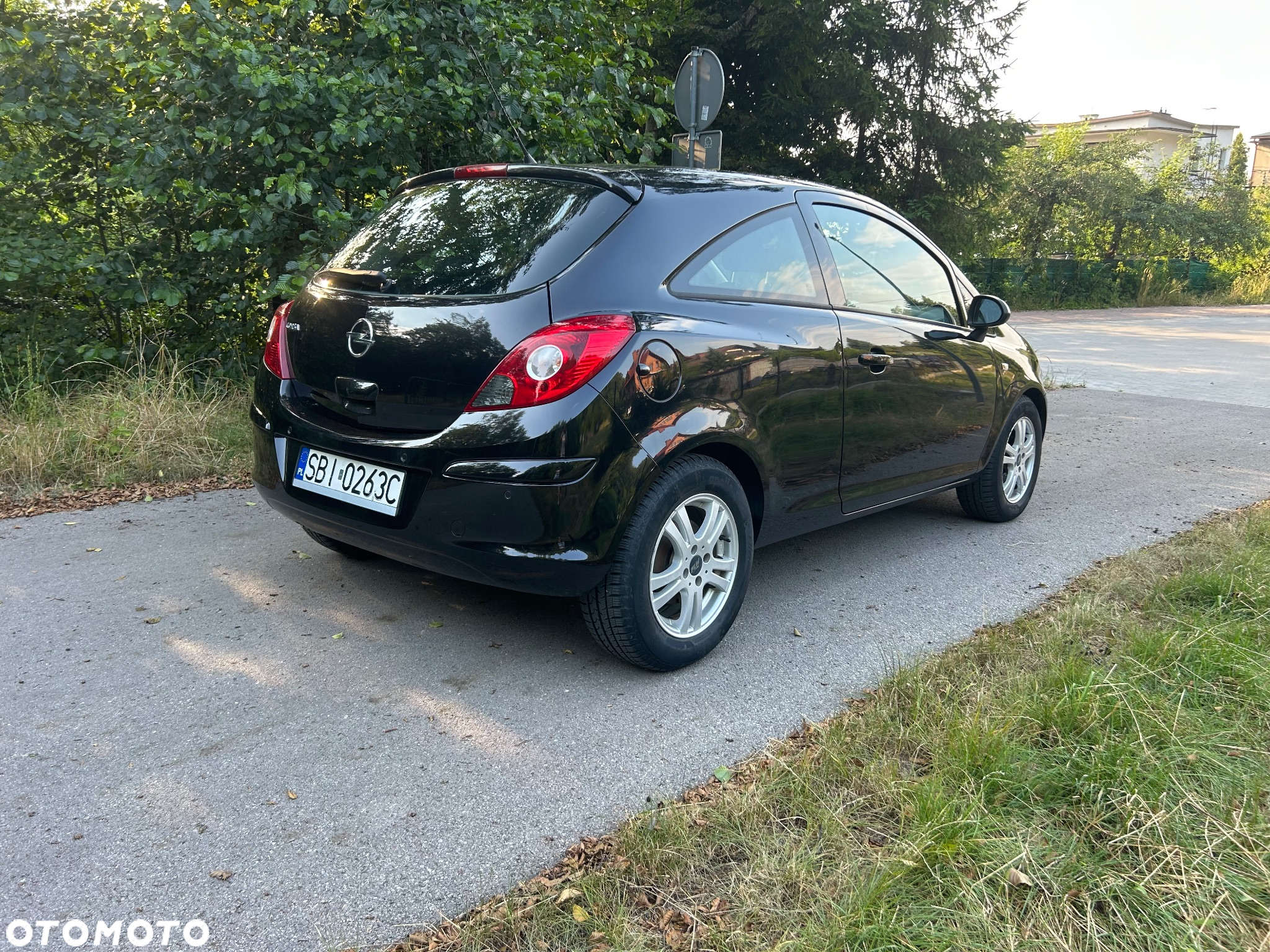 Opel Corsa 1.4 16V Edition - 26