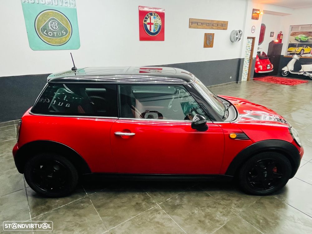 MINI 3 Portas Cooper D - 17