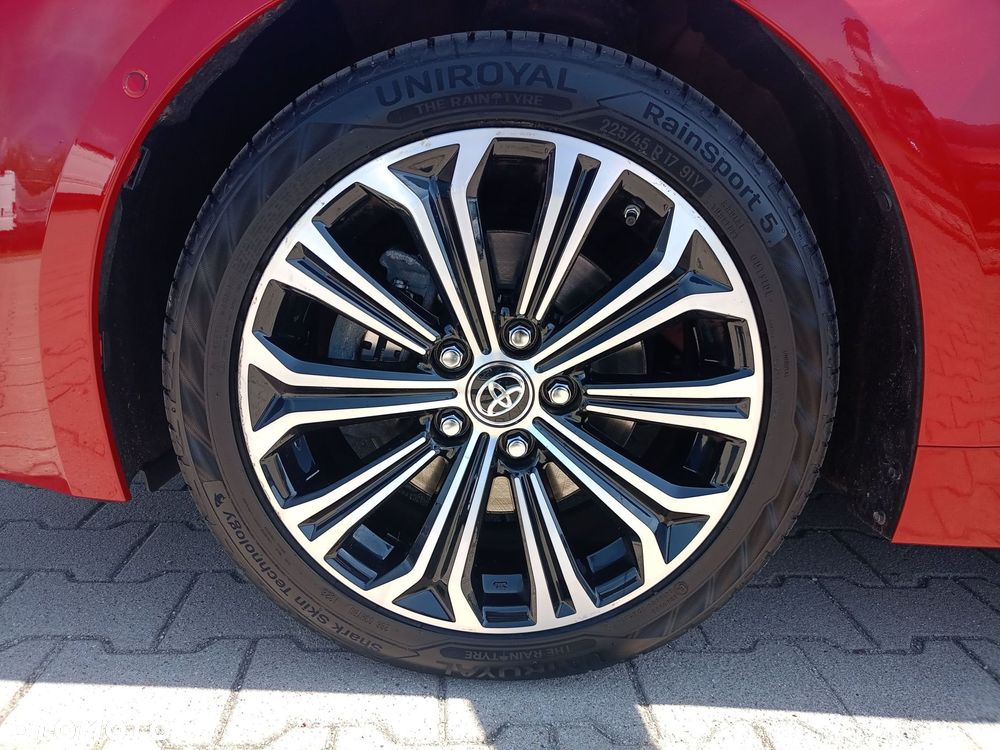 Toyota Corolla 2.0 Hybrid Executive - 9
