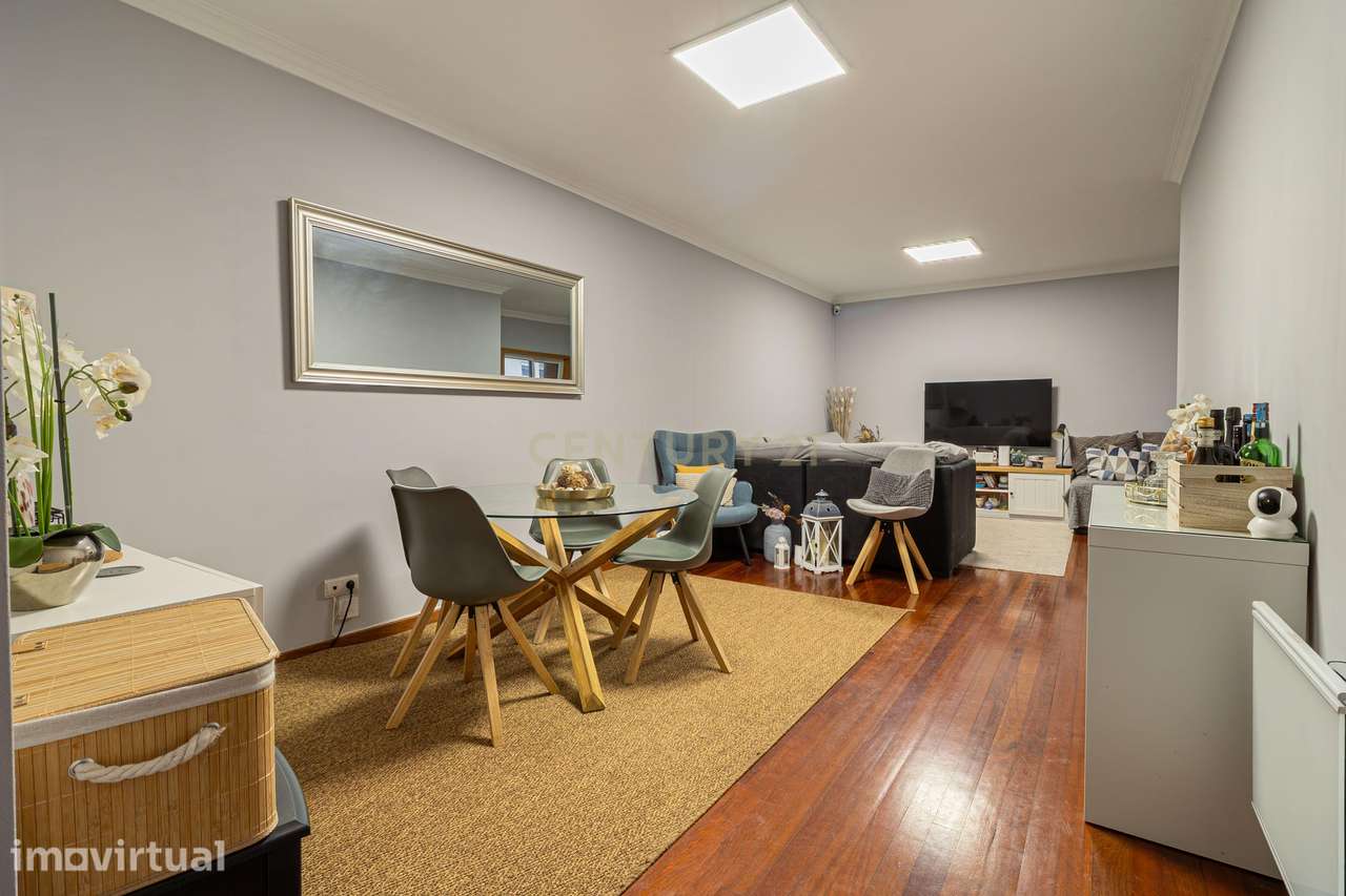 Apartamento T4 com garagem para 2 carros - Grande imagem: 4/27