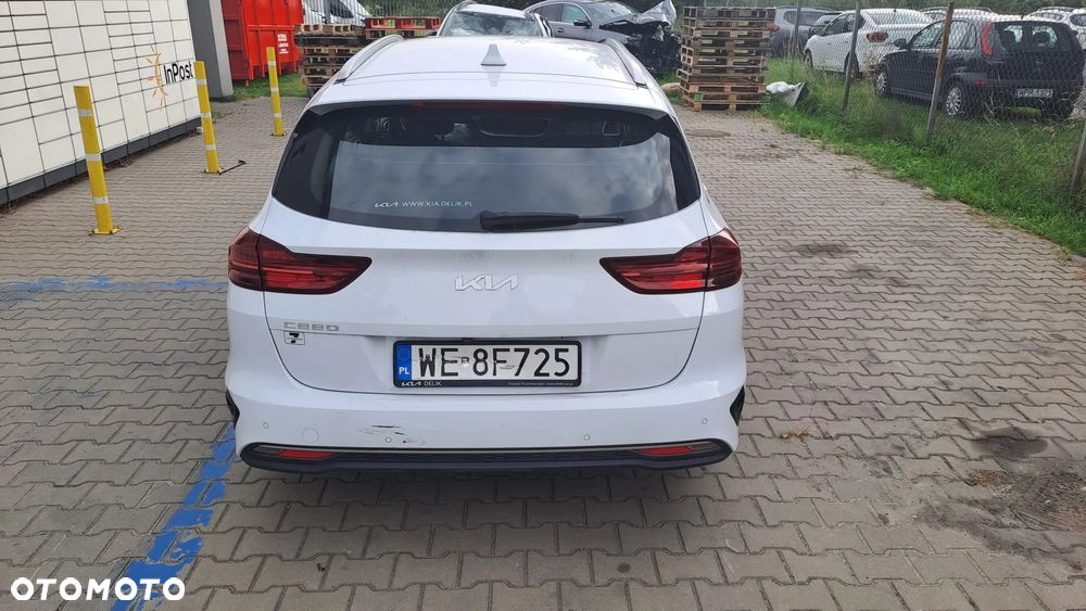Kia Ceed 1.5 T-GDI M - 5