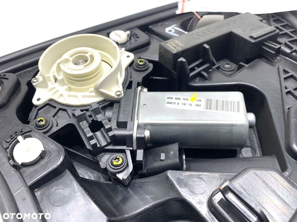 DOCIĄG DRZWI PRAWY TYŁ  AUDI A7 Sportback (4GA, 4GF) 2010 - 2018 RS7 quattro 412 kW [560 KM] - 3