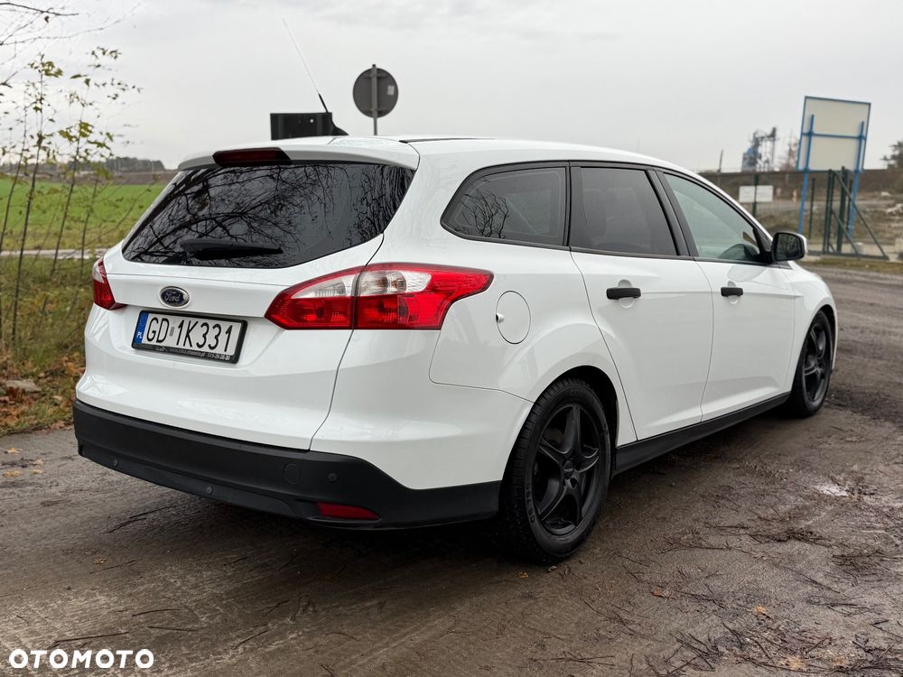 Ford Focus 1.0 EcoBoost 99g Trend - 4