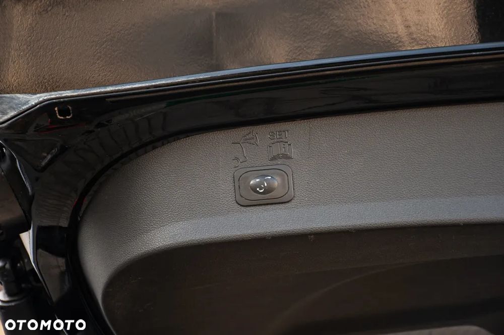 Ford Kuga - 40