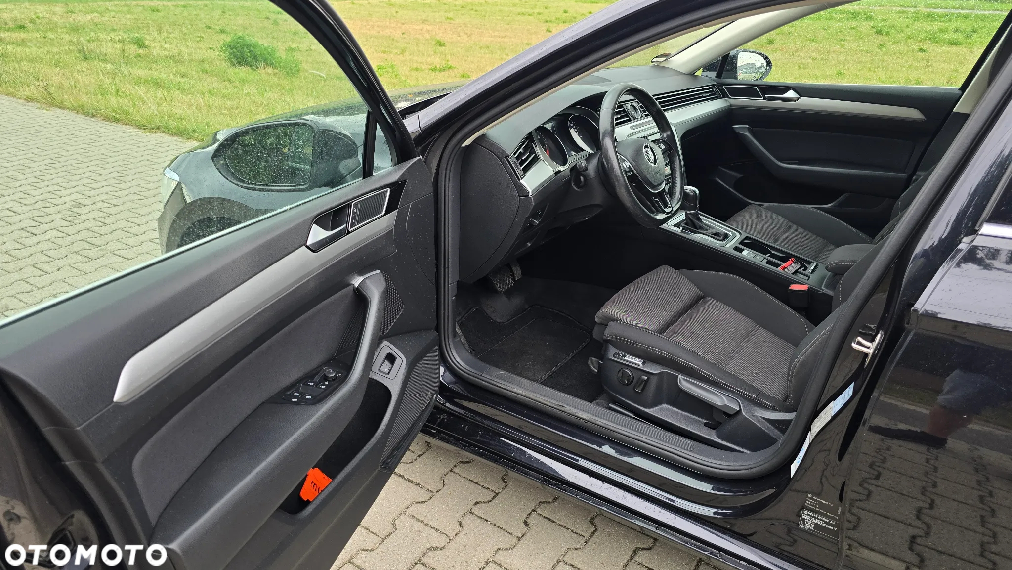 Volkswagen Passat 2.0 TDI BMT Comfortline DSG - 3