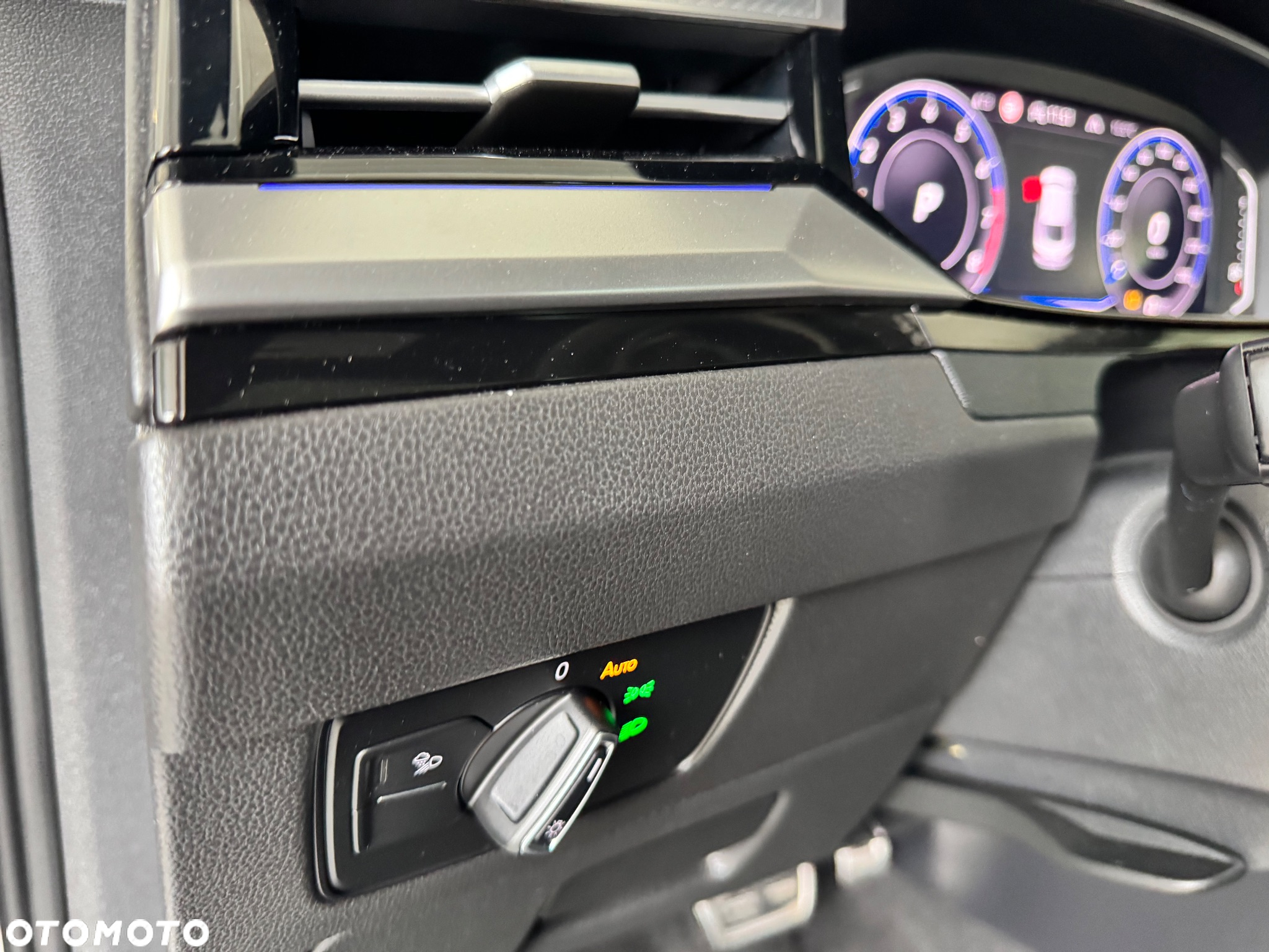 Volkswagen Arteon 2.0 TSI OPF 4Motion DSG R-Line - 27