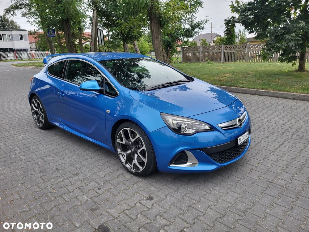 Opel Astra IV GTC OPC - 8