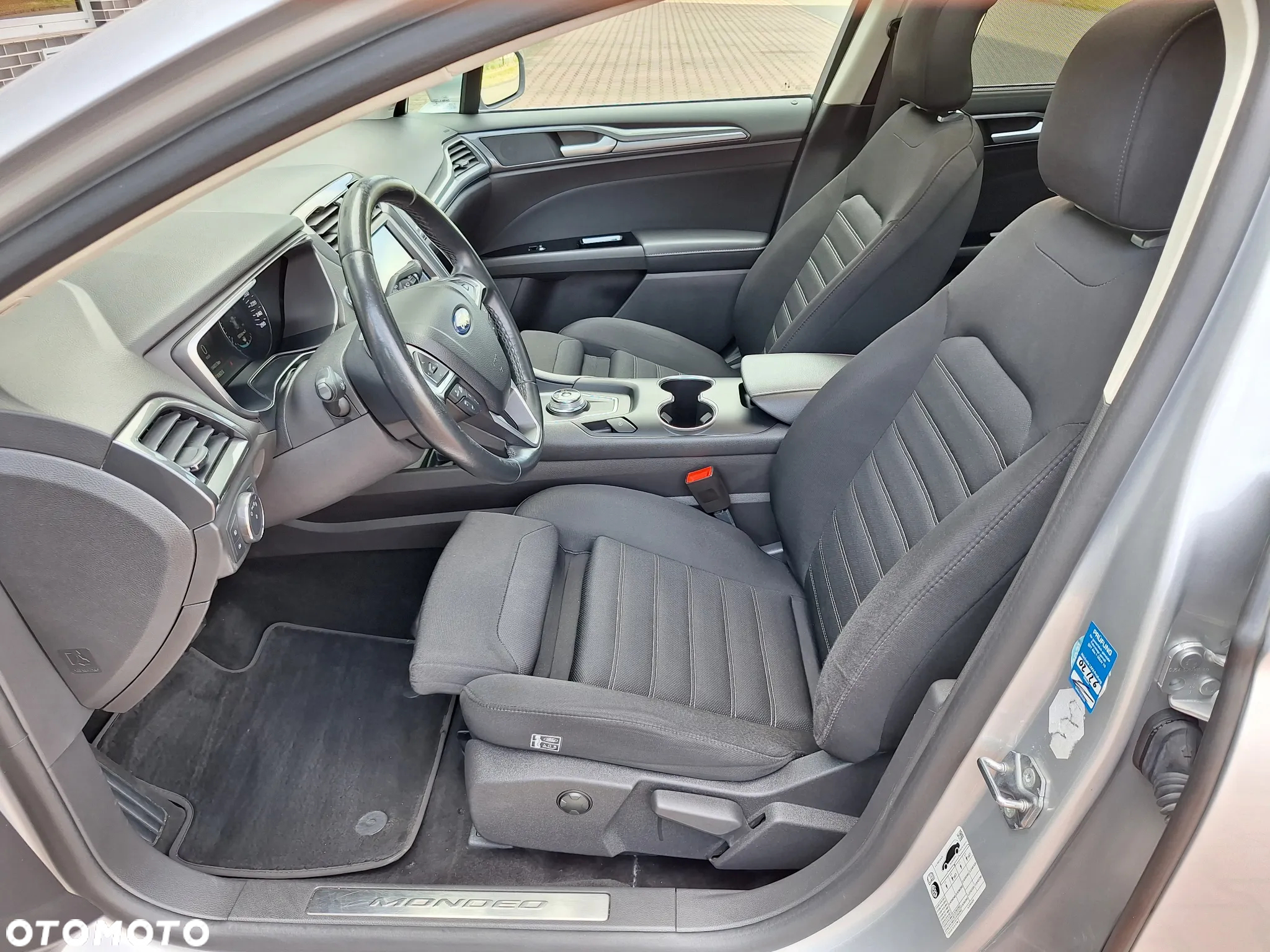 Ford Mondeo 2.0 EcoBlue Titanium - 22