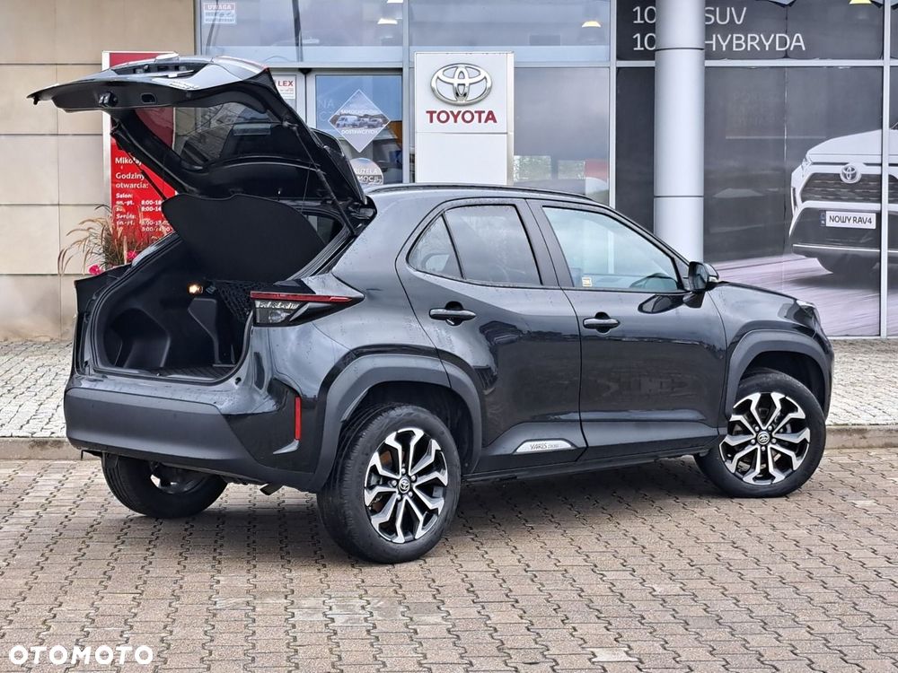 Toyota Yaris Cross Hybrid 1.5 Comfort 4x4 - 7