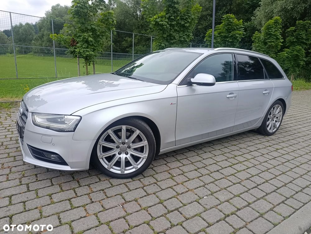 Audi A4 Avant 2.0 TFSI quattro S tronic S line Sportpaket - 2