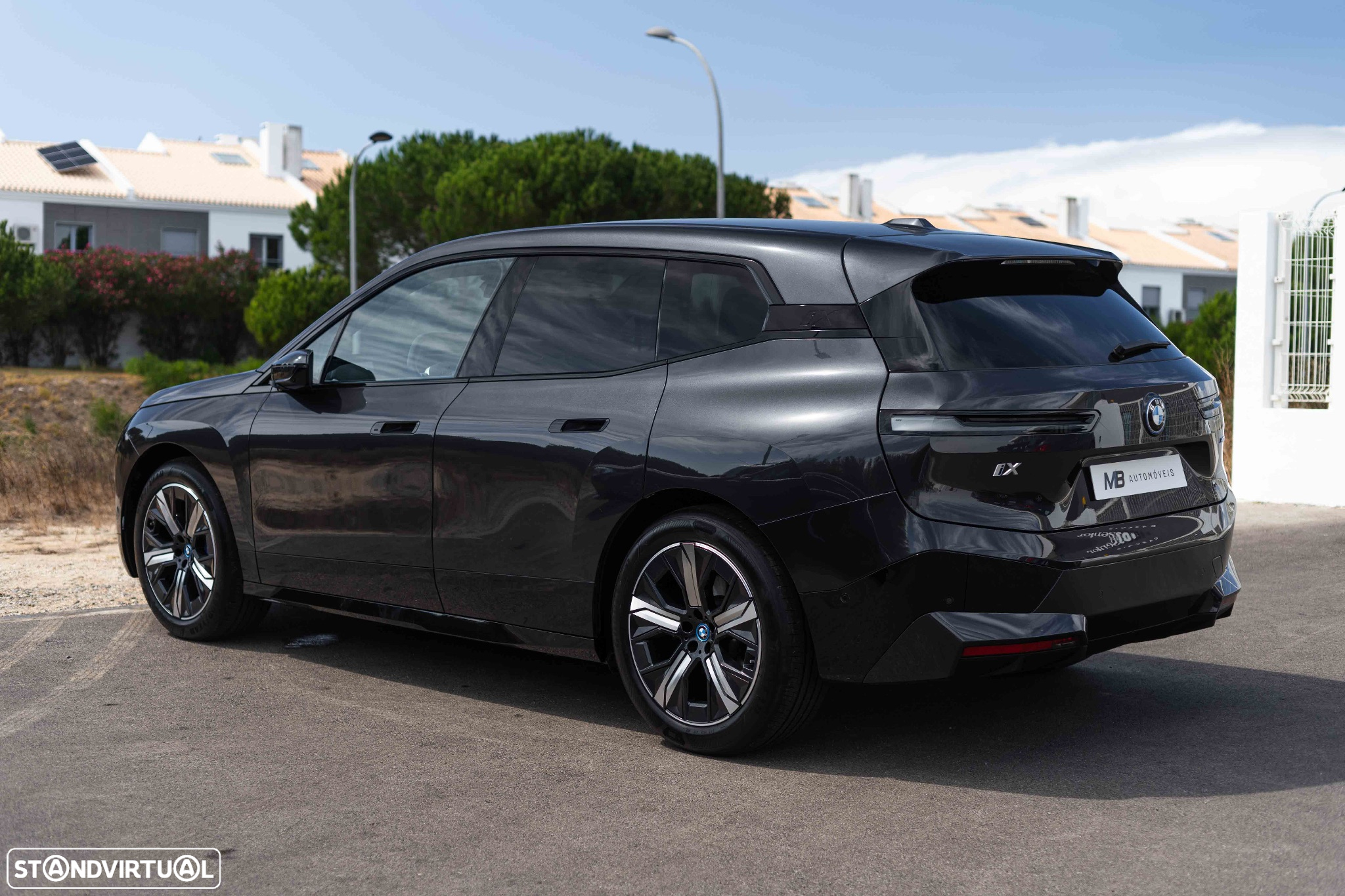BMW iX xDrive 40 Pack Desportivo - 31