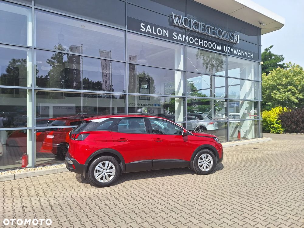 Peugeot 3008 1.2 PureTech GPF Active S&S EAT8 - 6