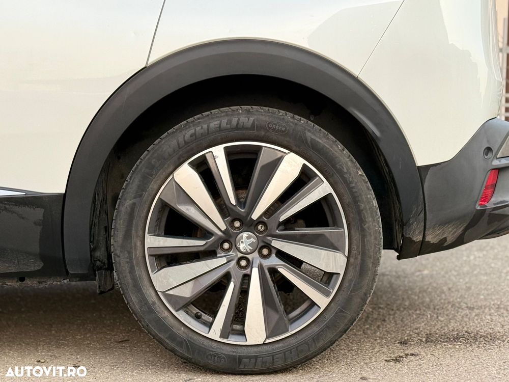 Peugeot 3008 PureTech 130 Stop & Start GPF Active Pack - 40
