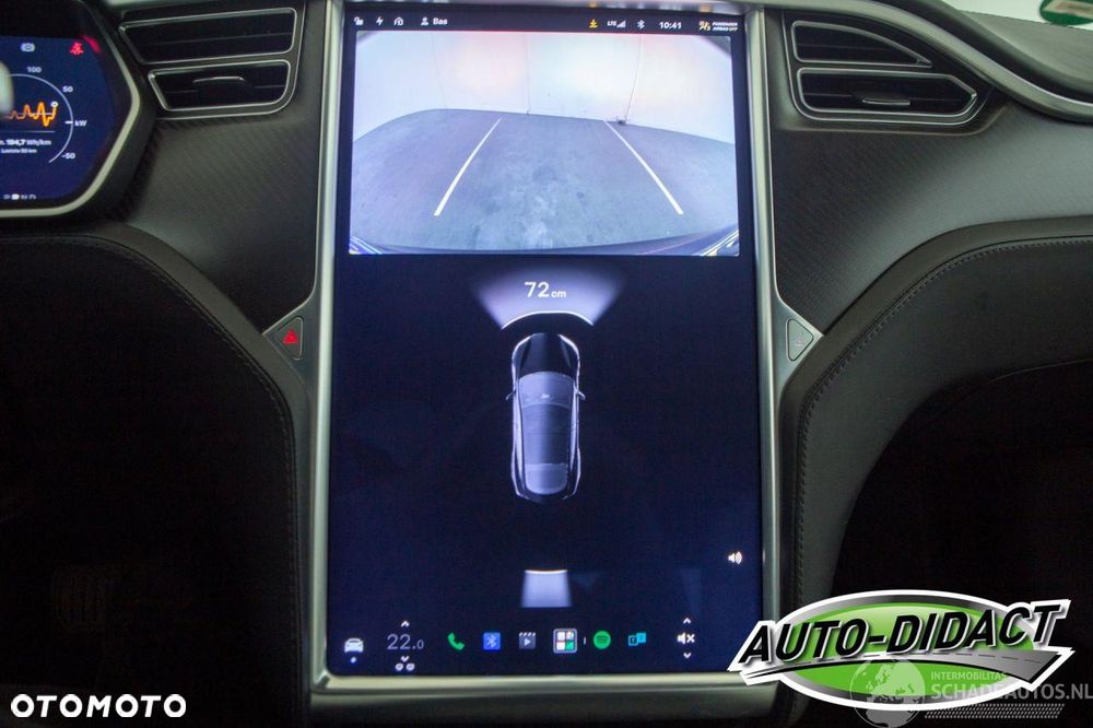 Tesla Model S Standard Reichweite - 16