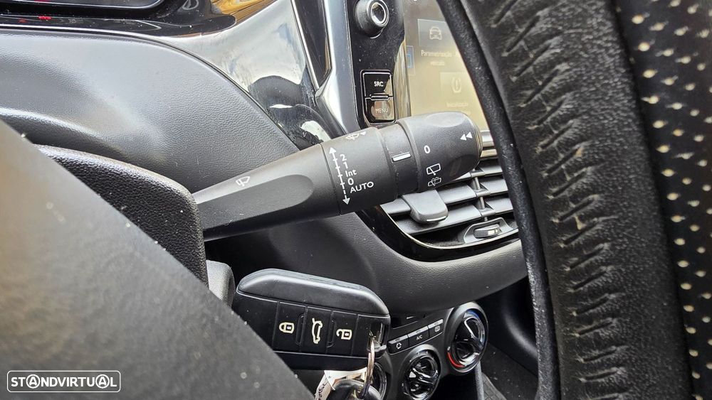 Peugeot 208 1.2 PureTech Style - 16