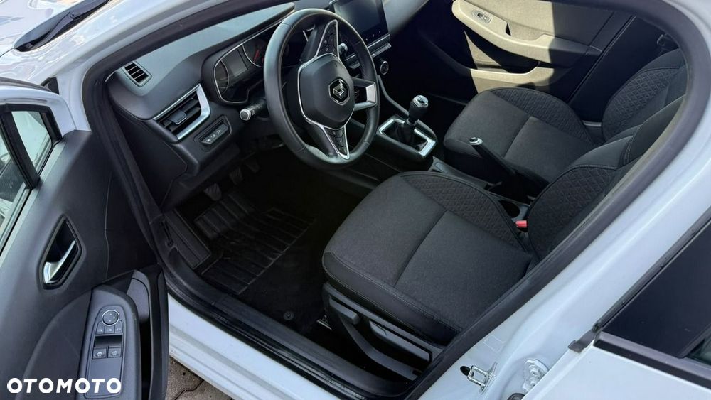 Renault Clio - 7