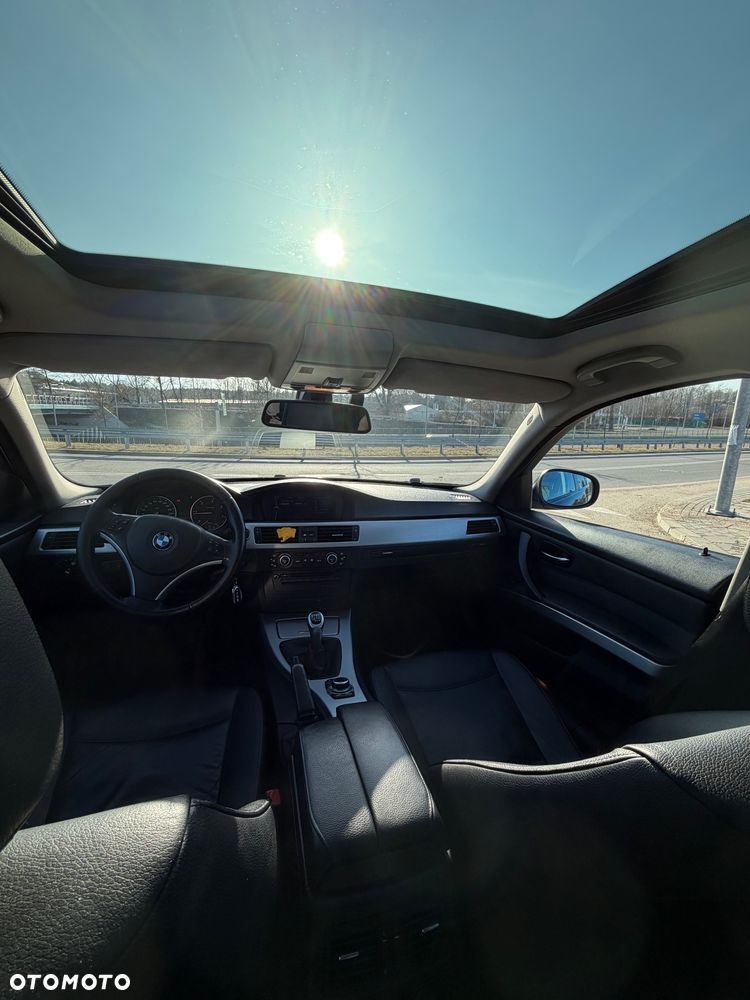 BMW Seria 3 320d - 8