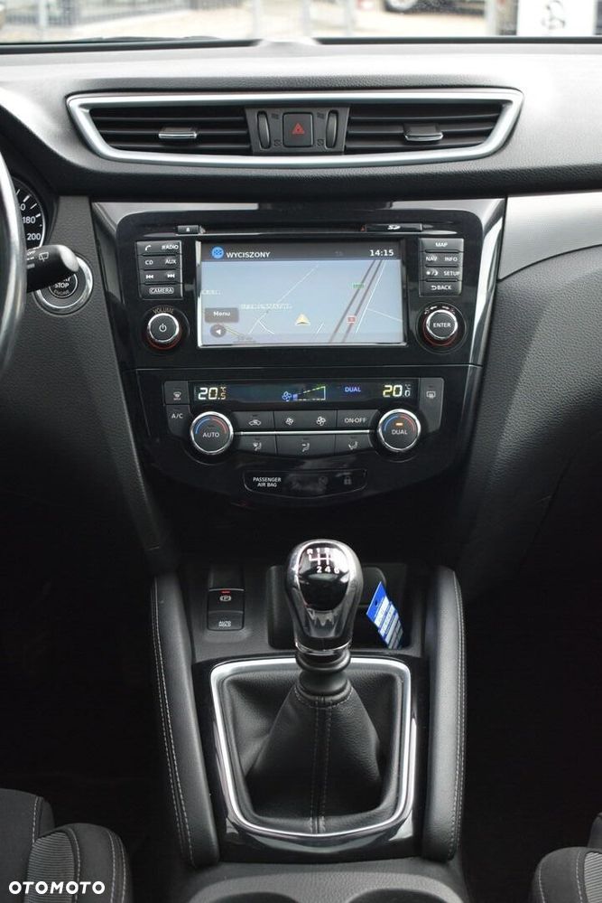Nissan Qashqai 1.3 DIG-T N-Connecta EU6d - 12