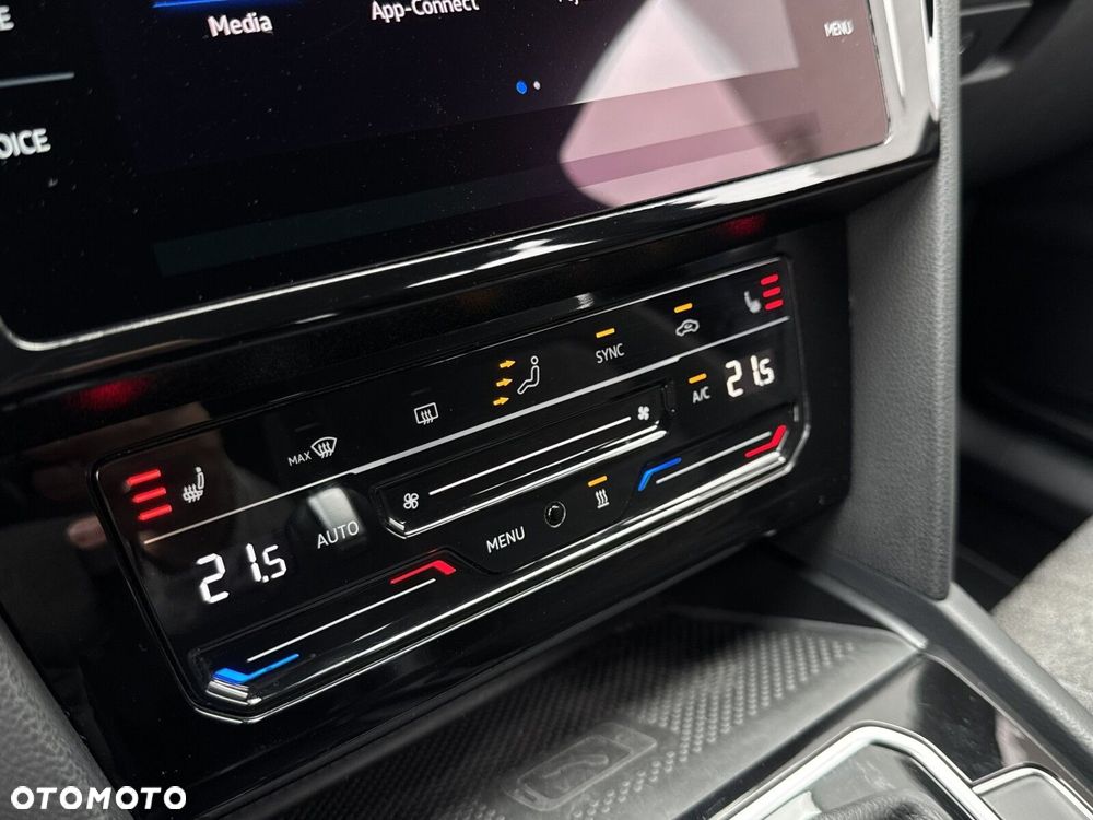 Volkswagen Passat Variant 2.0 TDI EVO Business DSG - 22