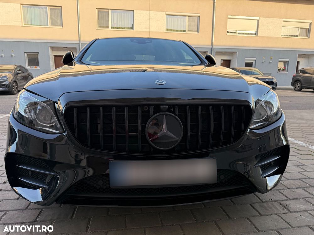 Mercedes-Benz E 43 AMG 4MATIC 9G-TRONIC - 9
