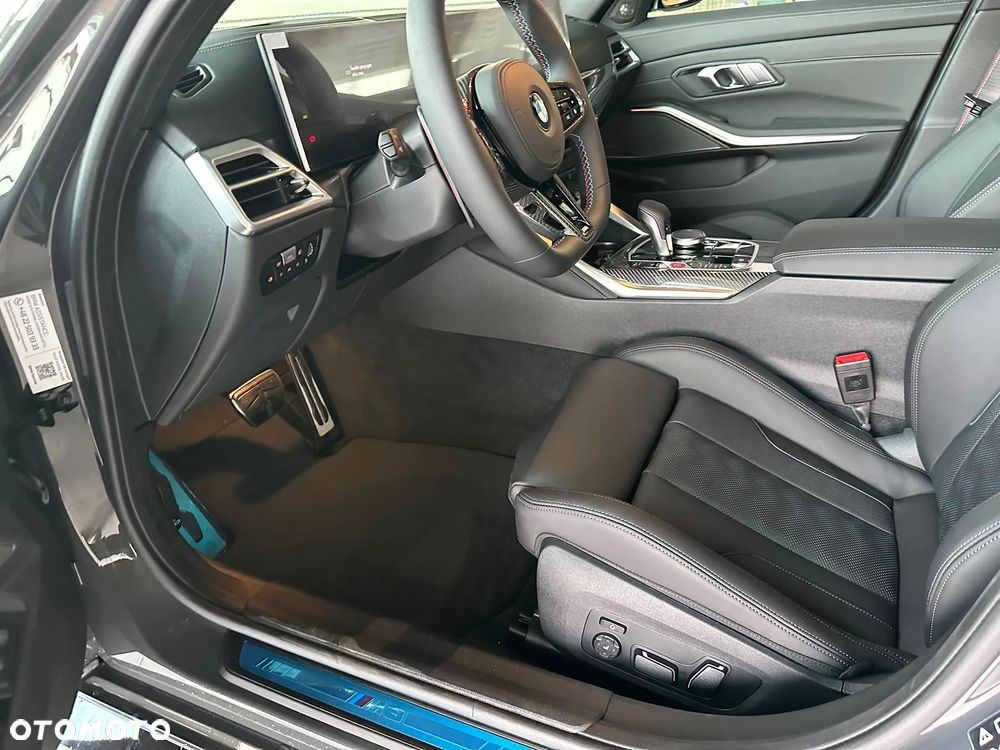 BMW M3 Competition M xDrive - 18