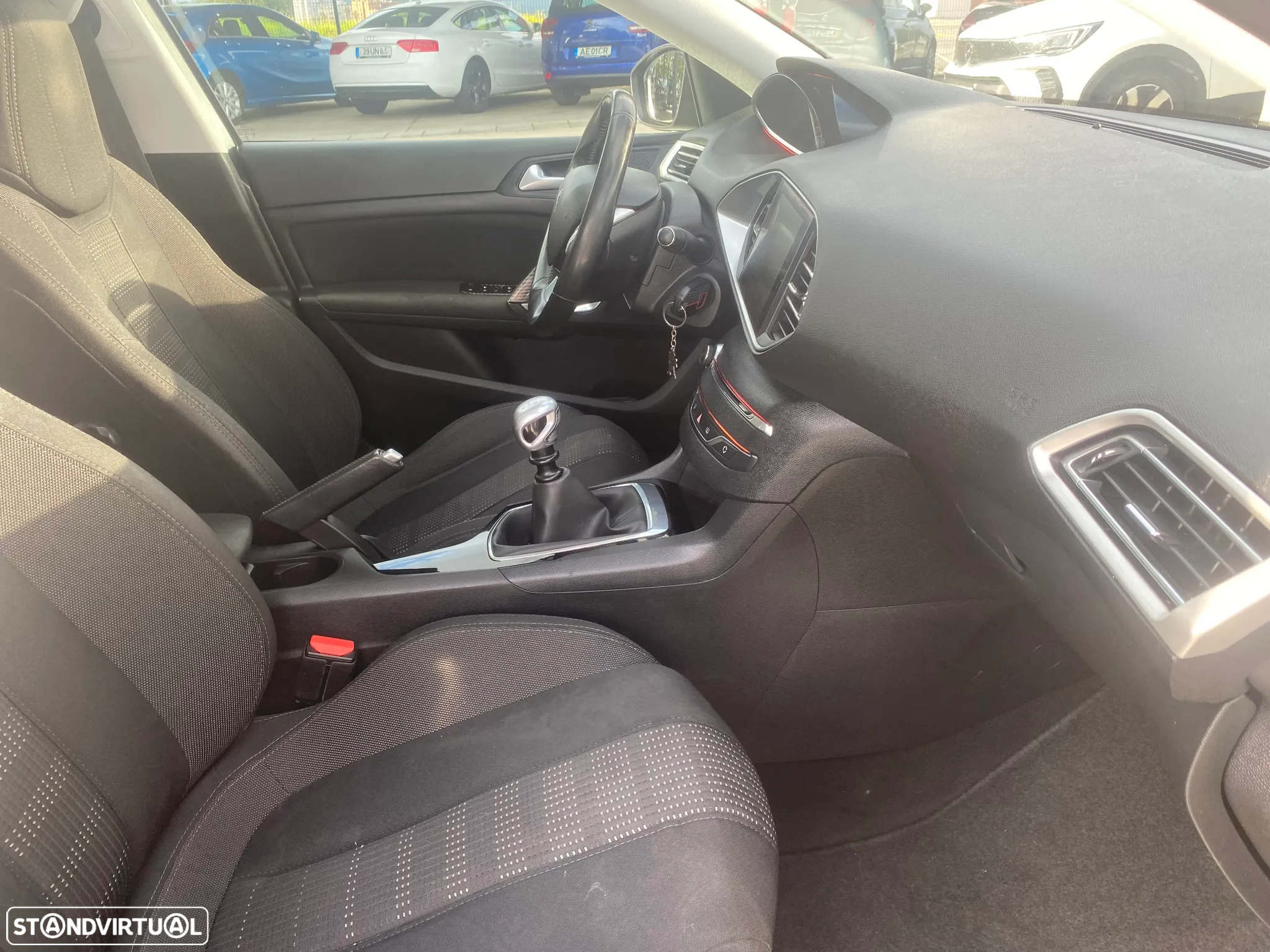 Peugeot 308 SW 1.6 BlueHDi Allure - 10