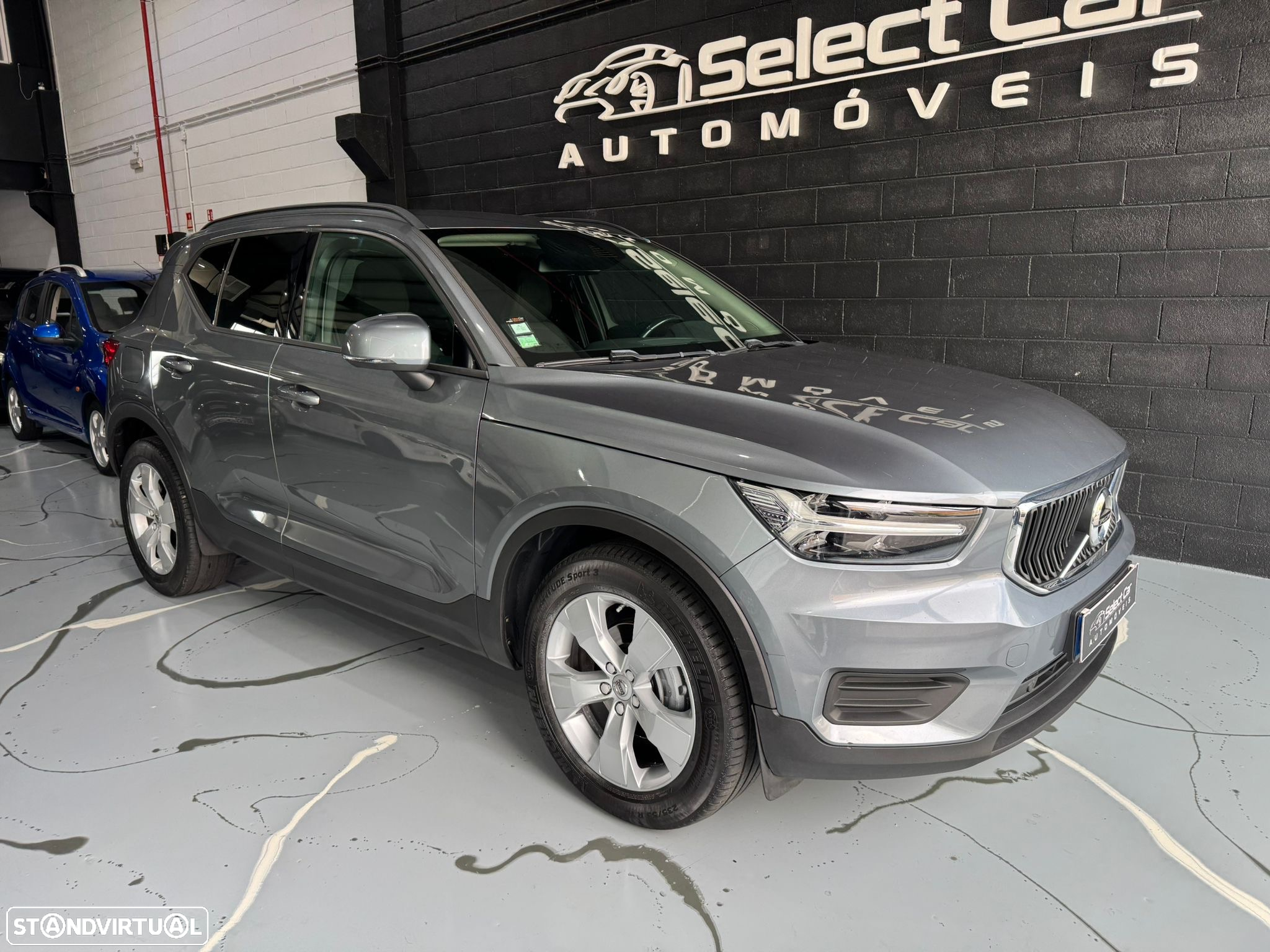Volvo XC 40 2.0 D3 Momentum Plus Geartronic - 5