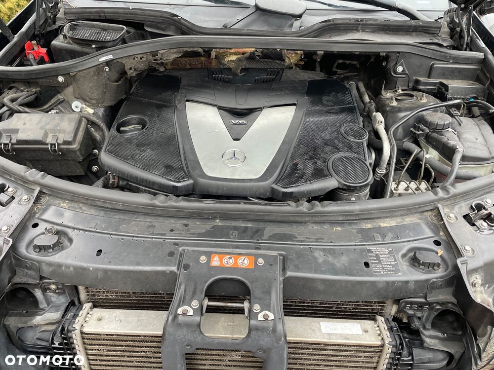 Mercedes-Benz ML - 16