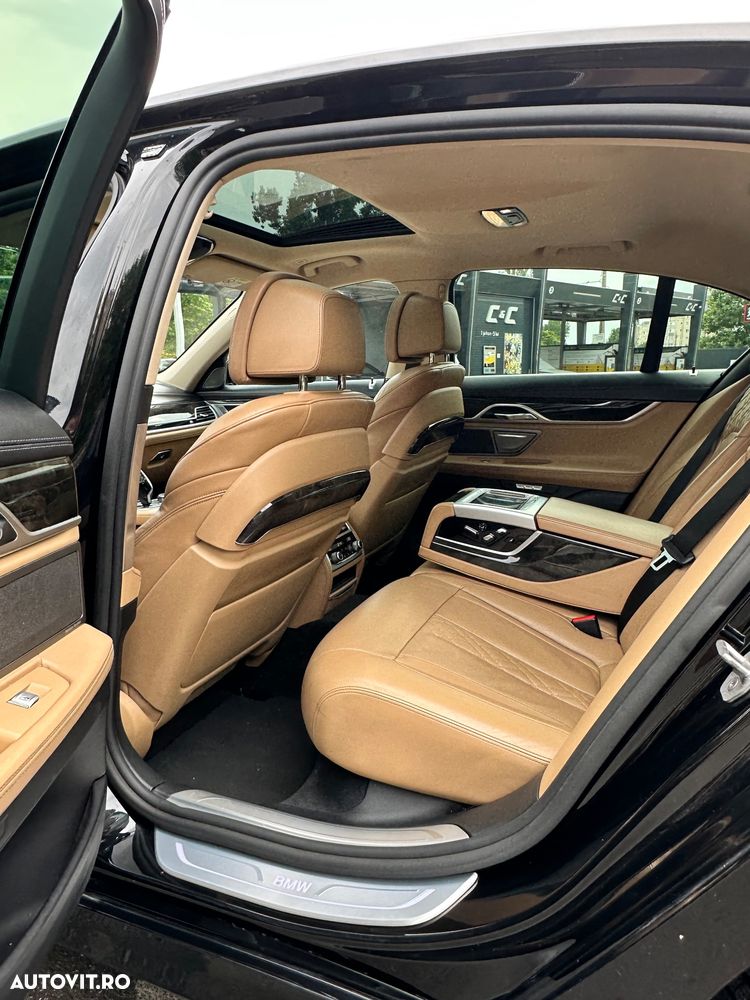 BMW Seria 7 730d xDrive - 7