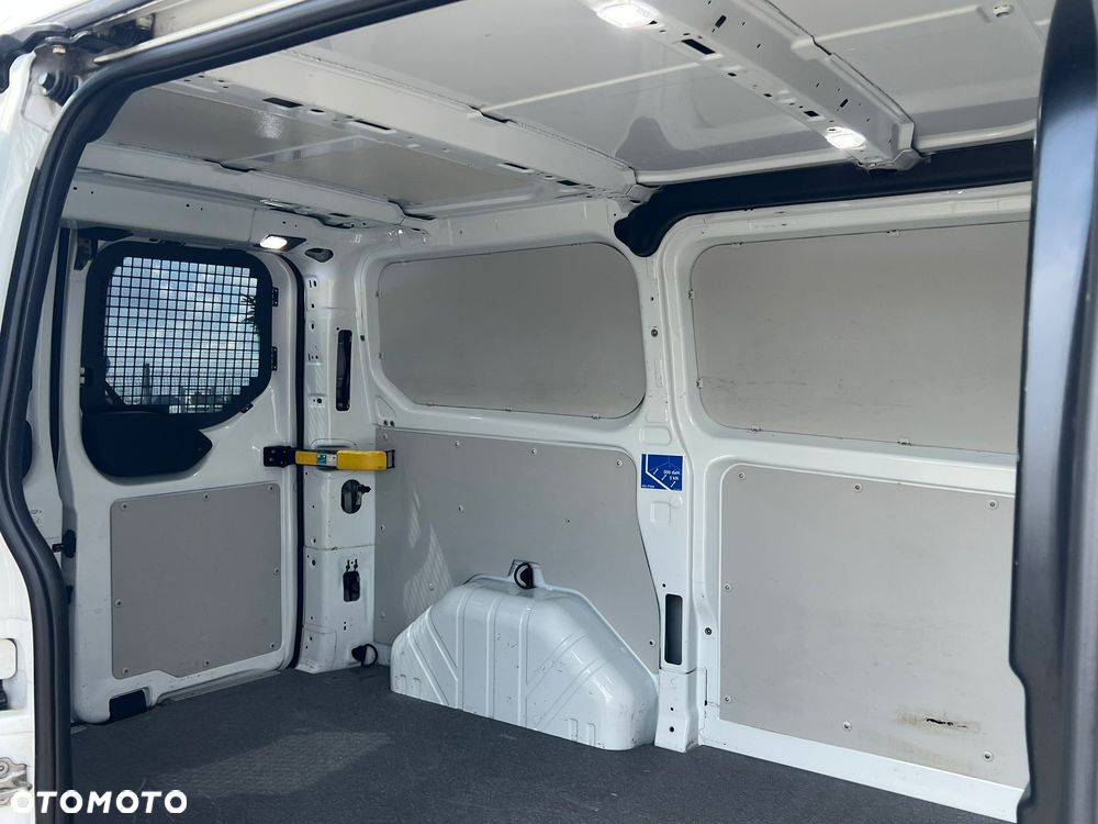 Ford Transit Custom - 8