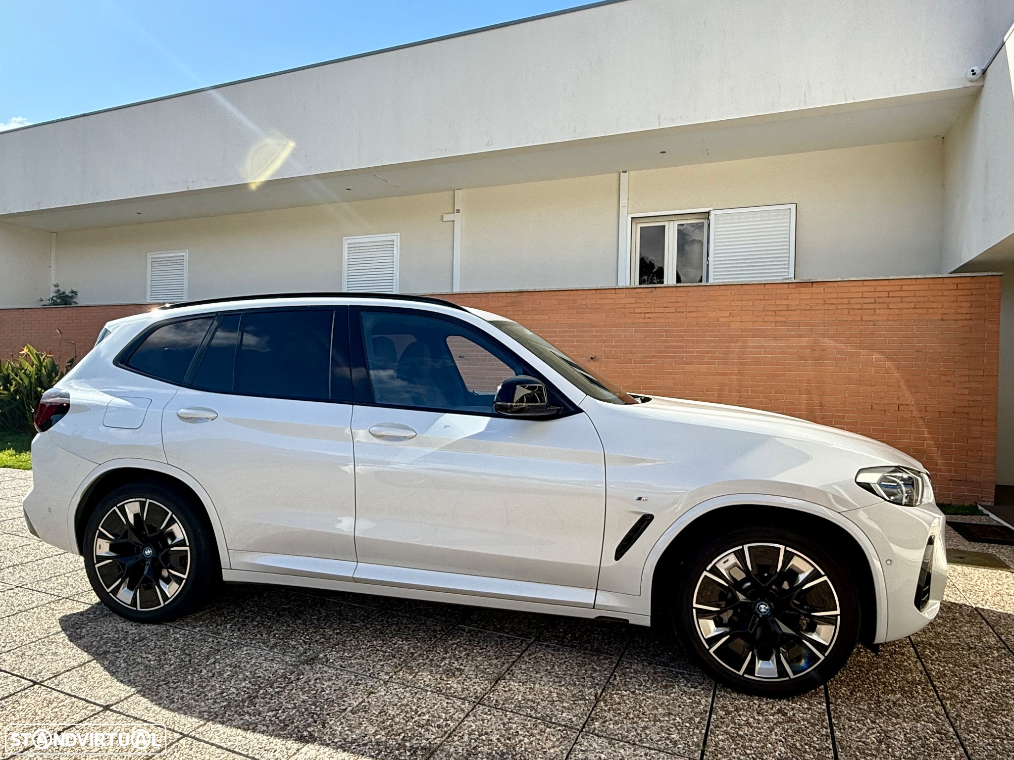 BMW iX3 M Sport Impressive - 8