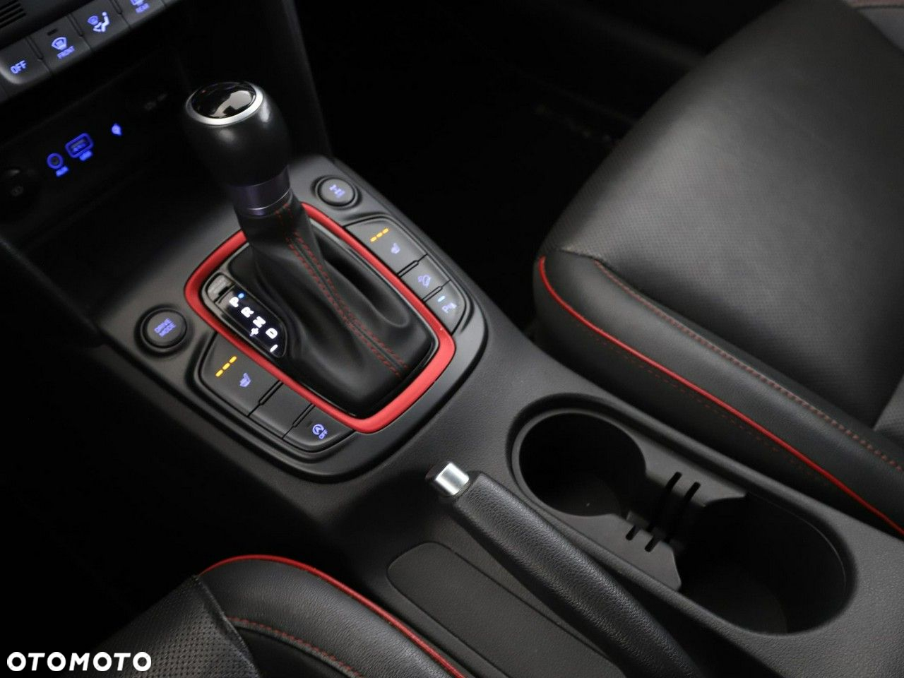 Hyundai Kona 1.6 T-GDI DCT 4WD Premium - 31