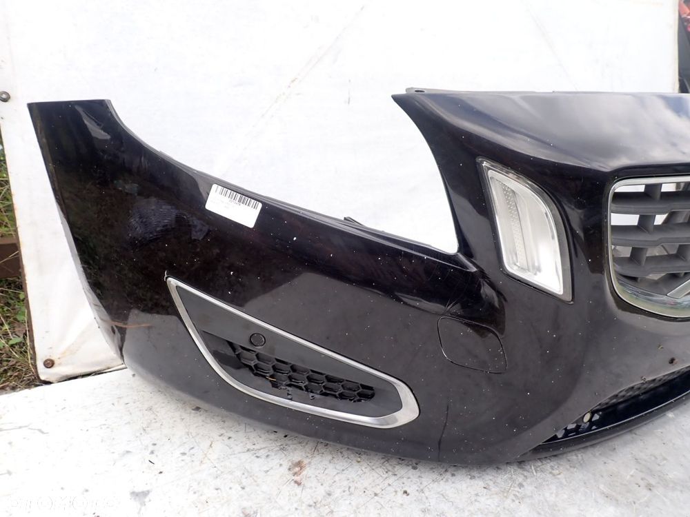 ZDERZAK PRZÓD VOLVO S60 II - 4