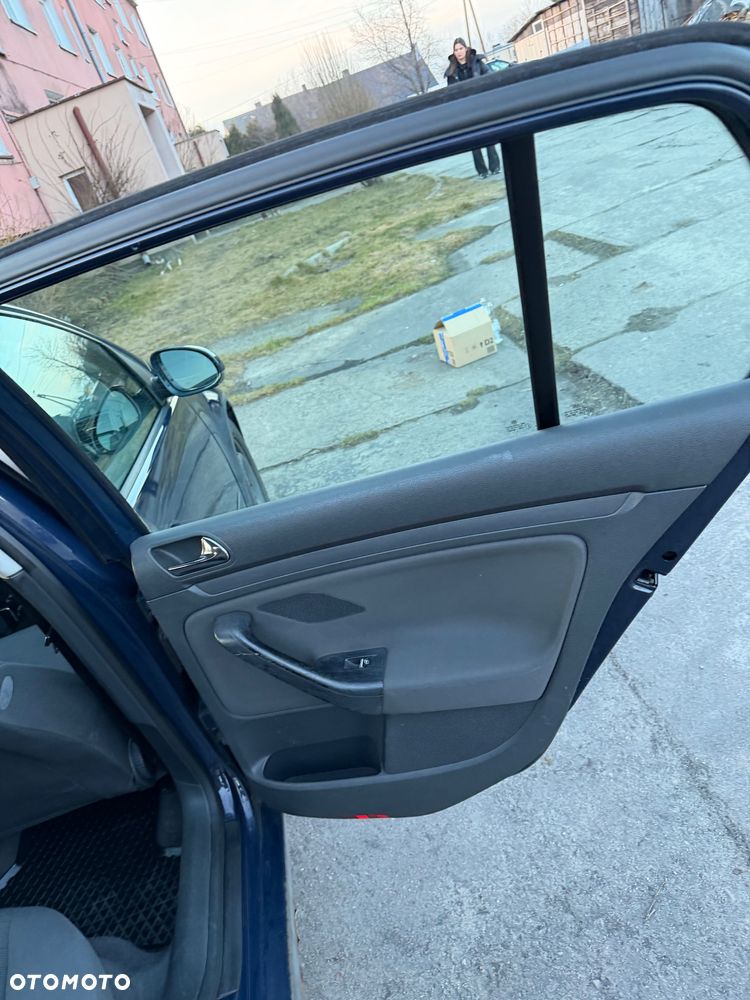 Volkswagen Golf 1.9 TDI Trendline - 9